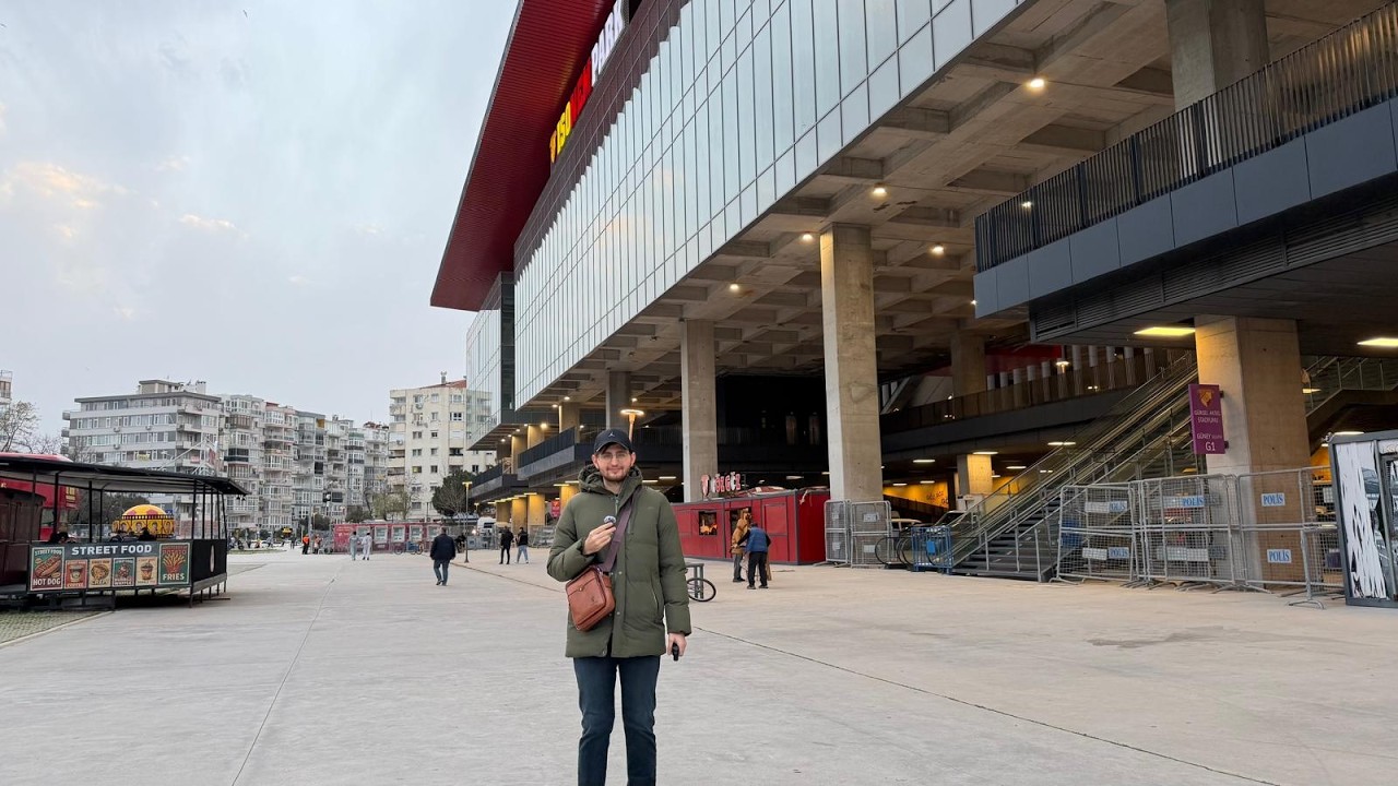 Göztepe Kayserispor maç sonu   taraftarla röportaj