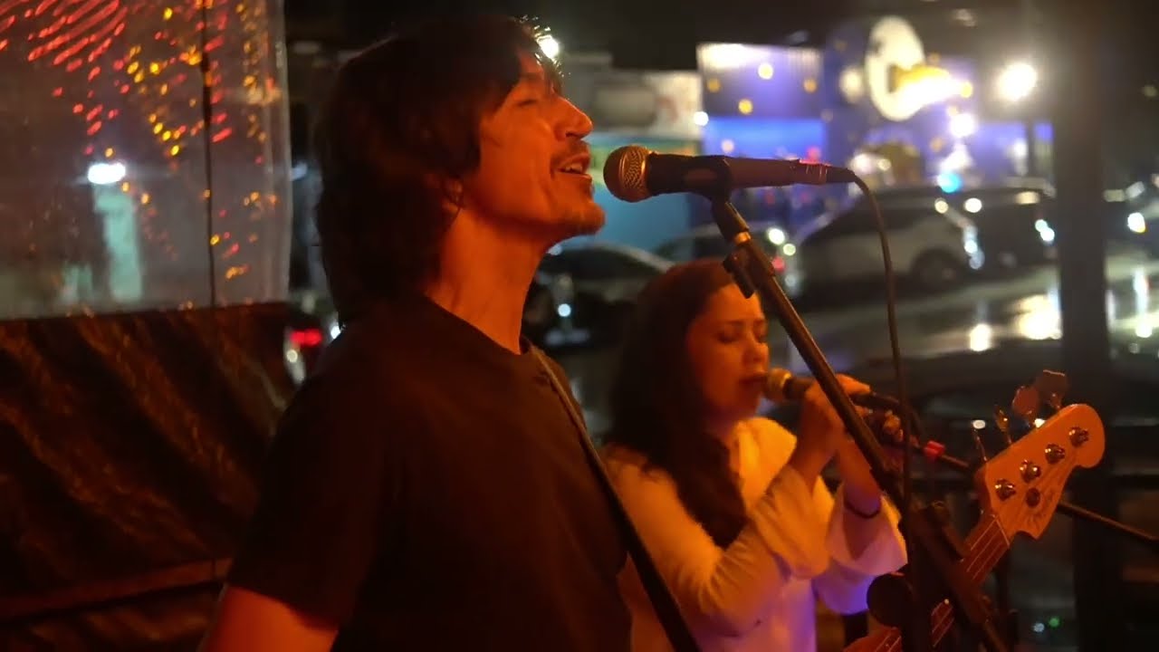 1979 (The Smashing Pumpkins) covered by 