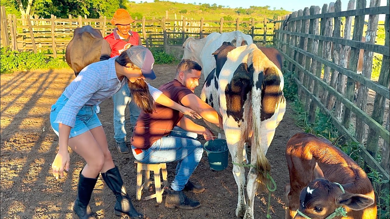 LEÔNCIO TROLA AS MENINAS COM LEITE DE VACA NA CARA | THAMIRES THUANNY