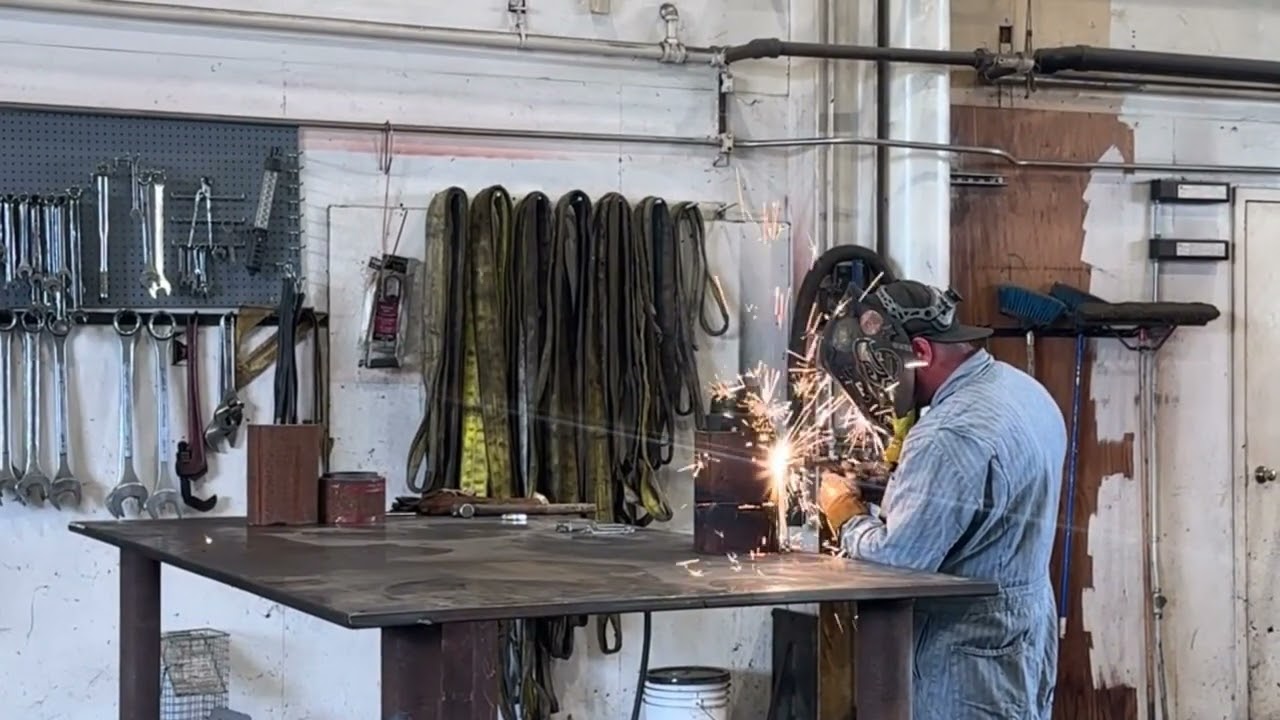 Holte Extractor Hammer - How to Use the Weldable Pulling Plug