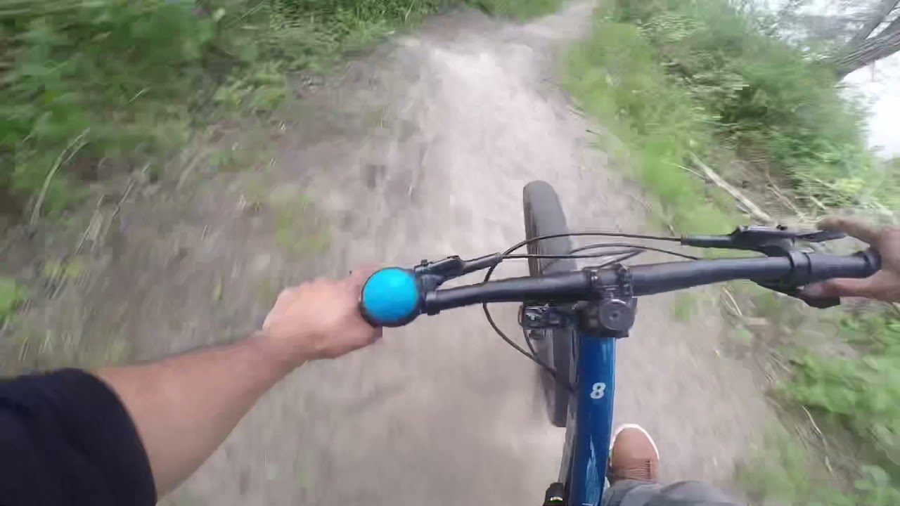 Trek Marlin 8 on the trail ride