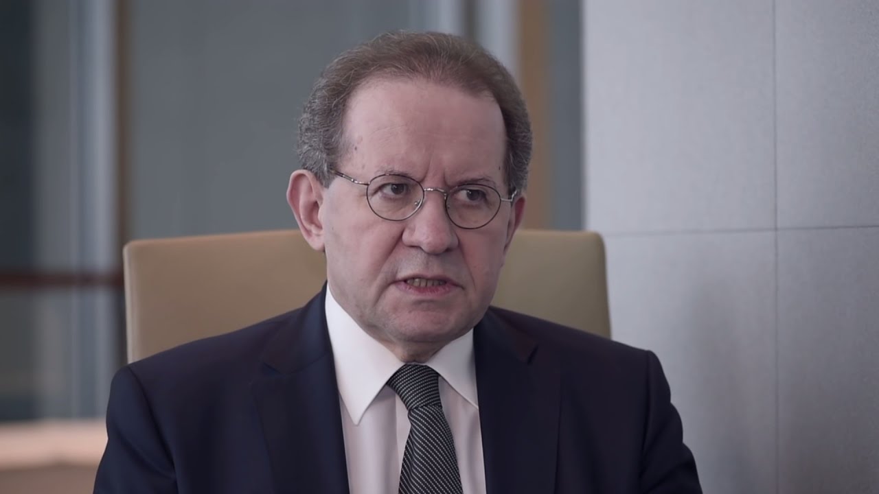V&iacute;tor Const&acirc;ncio interview: The Financial Stability Review November 2016