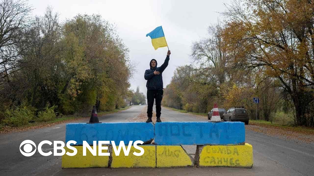 Ukrainians celebrate after Russia withdraws from Kherson