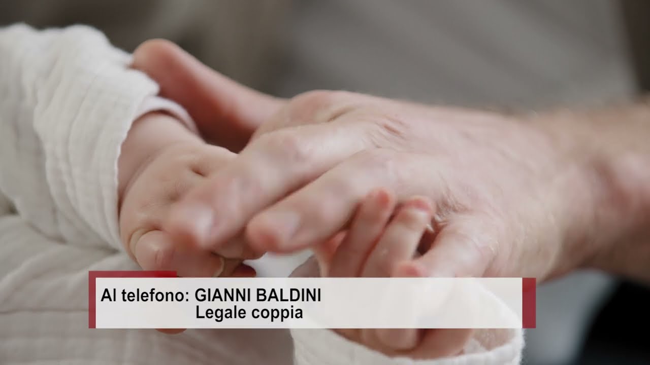 Maternità surrogata: due aretini rientrano in Italia con un figlio e rischiano l'incriminazione