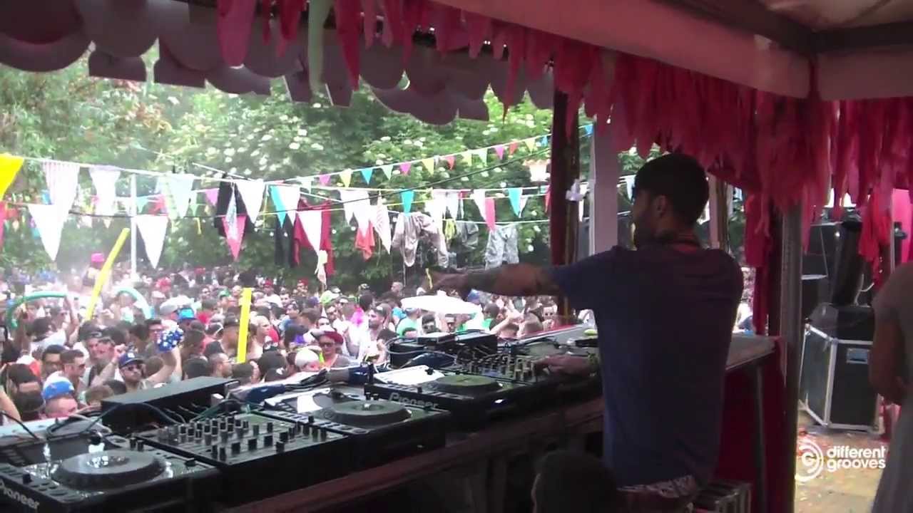 MARC MAYA @ EL ROW ON THE ROAD  IN THE PARK 01.05.2013