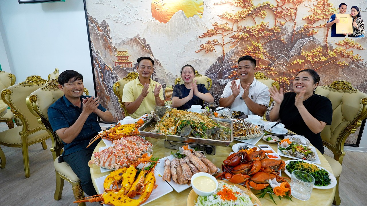 Ăn Hải sản Biển Sầm Sơn si&ecirc;u ngon c&ugrave;ng a hải Sapa TV A T&uacute; Xe Đầu K&eacute;o Vlog A Tiến gỗ khổng lồ