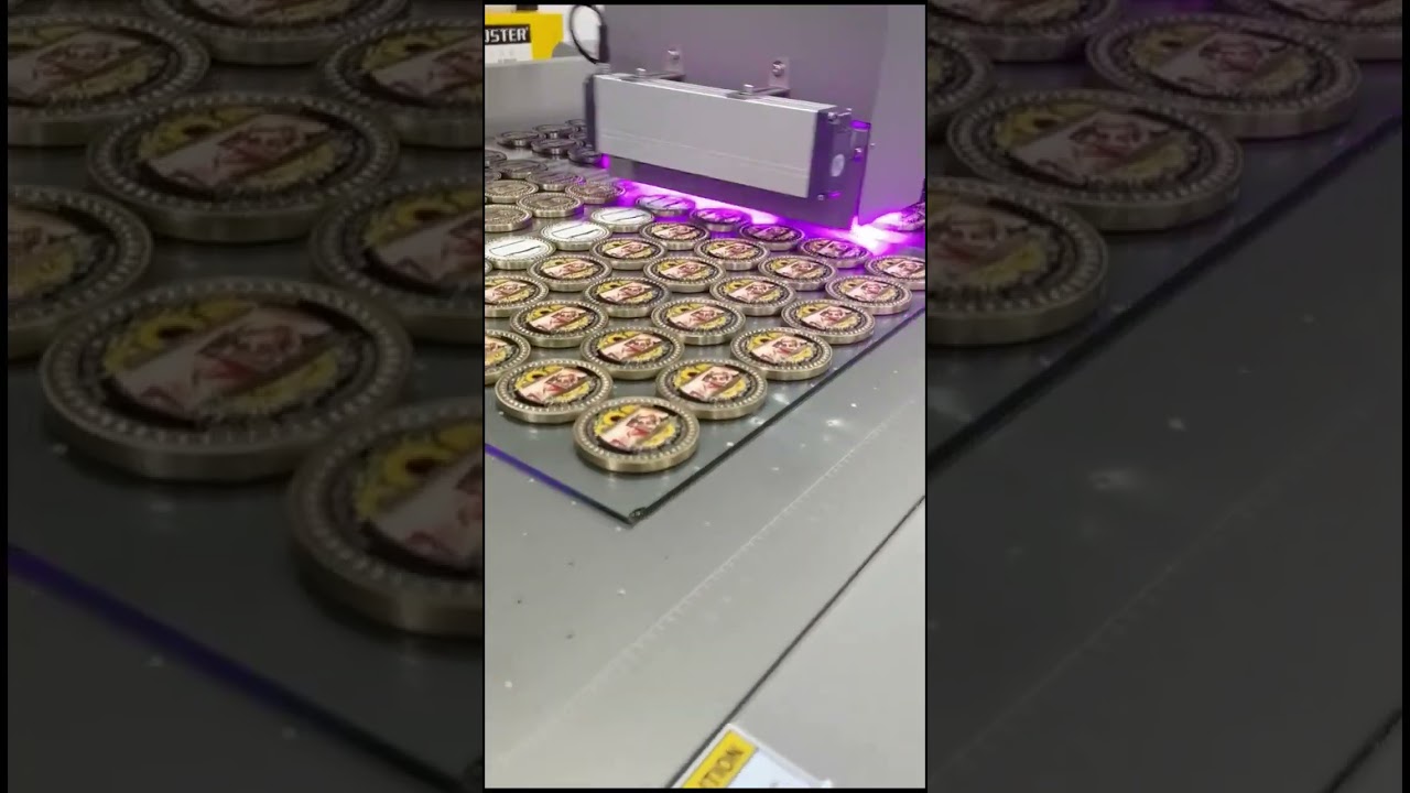 medal printing with intelligent visual automatic UV machine | 3d UV Printing with electronic eyes