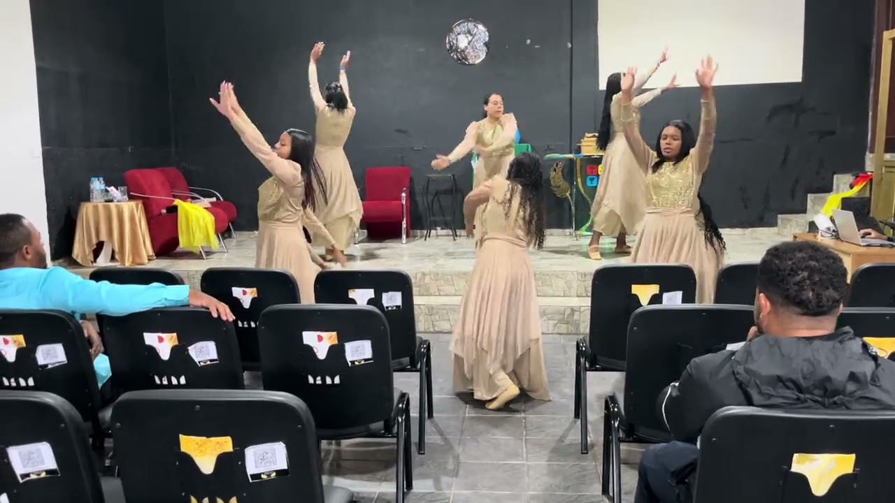 Coreografia: Buscar-me eis - Alexander Lúcio 
