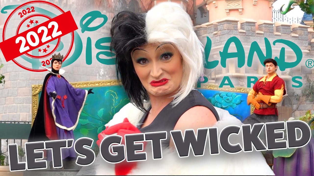 Villains Den with Evil Queen, Cruella and Gaston at Disneyland Paris