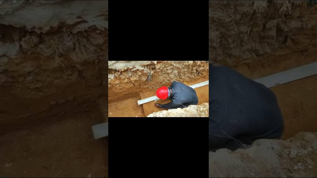 travaux de fondation / &eacute;tape fouilles et b&eacute;ton / (Entreprise de construction t&eacute;l : +225 0777434343)