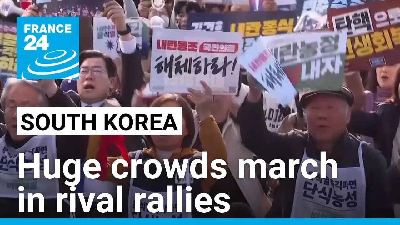 Huge crowds march in rival rallies for and against South Korea’s impeached president • FRANCE 24
