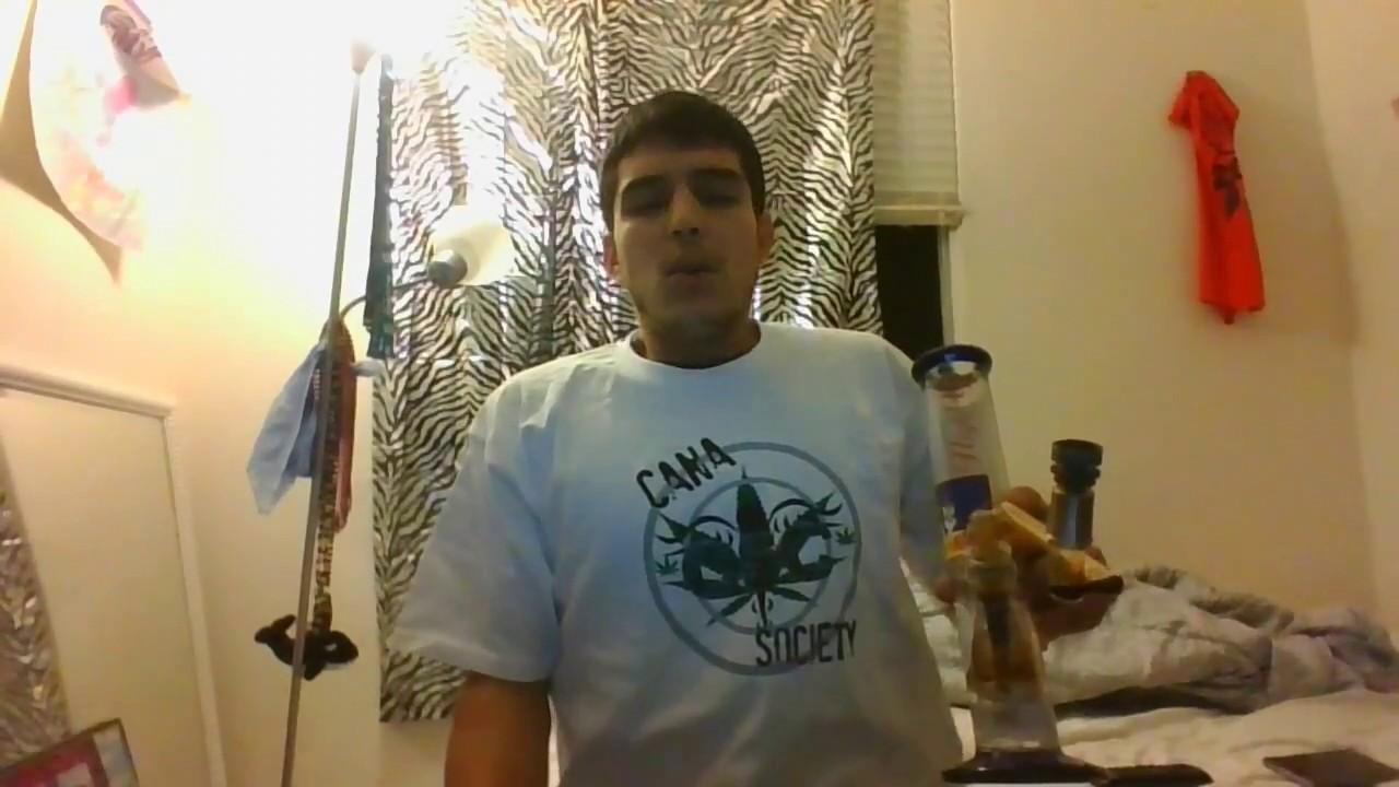 Here with Canasociety Dabbin on some Krazy Glue