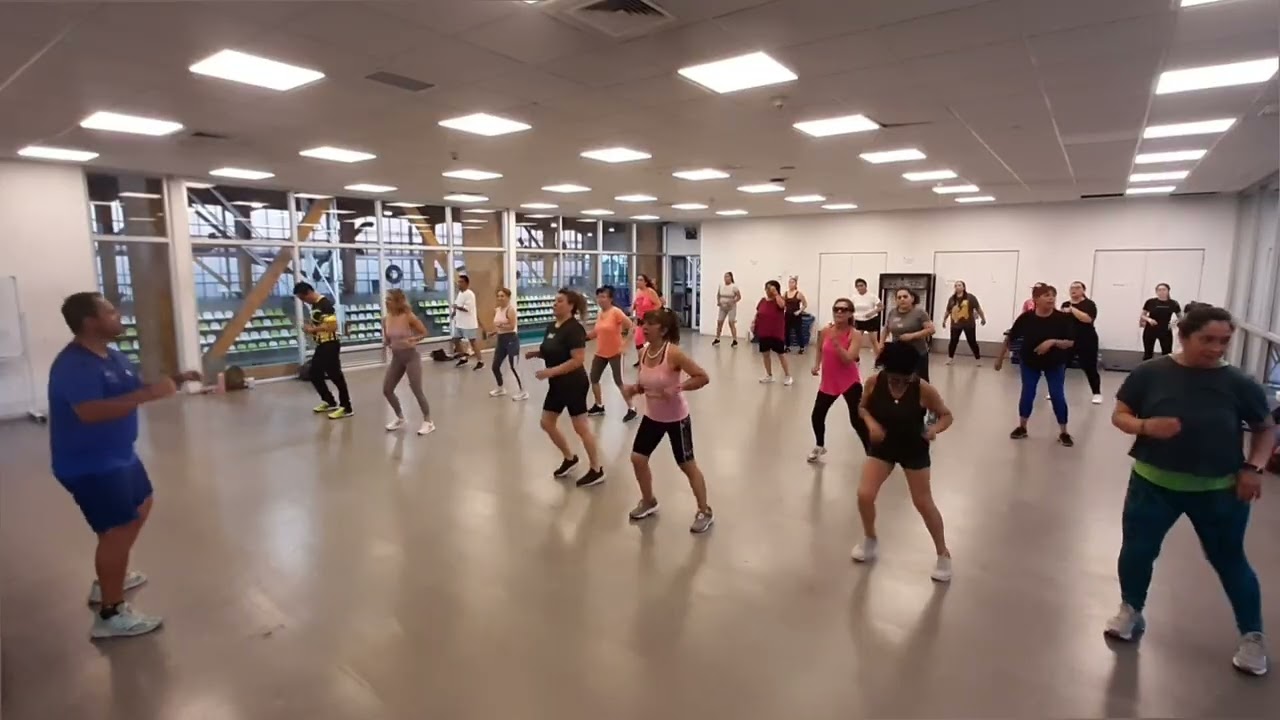 Baile entretenido 15 Jueves 5 de febrero 2026 profesor Eduardo Ramírez CEVS lo Espejo