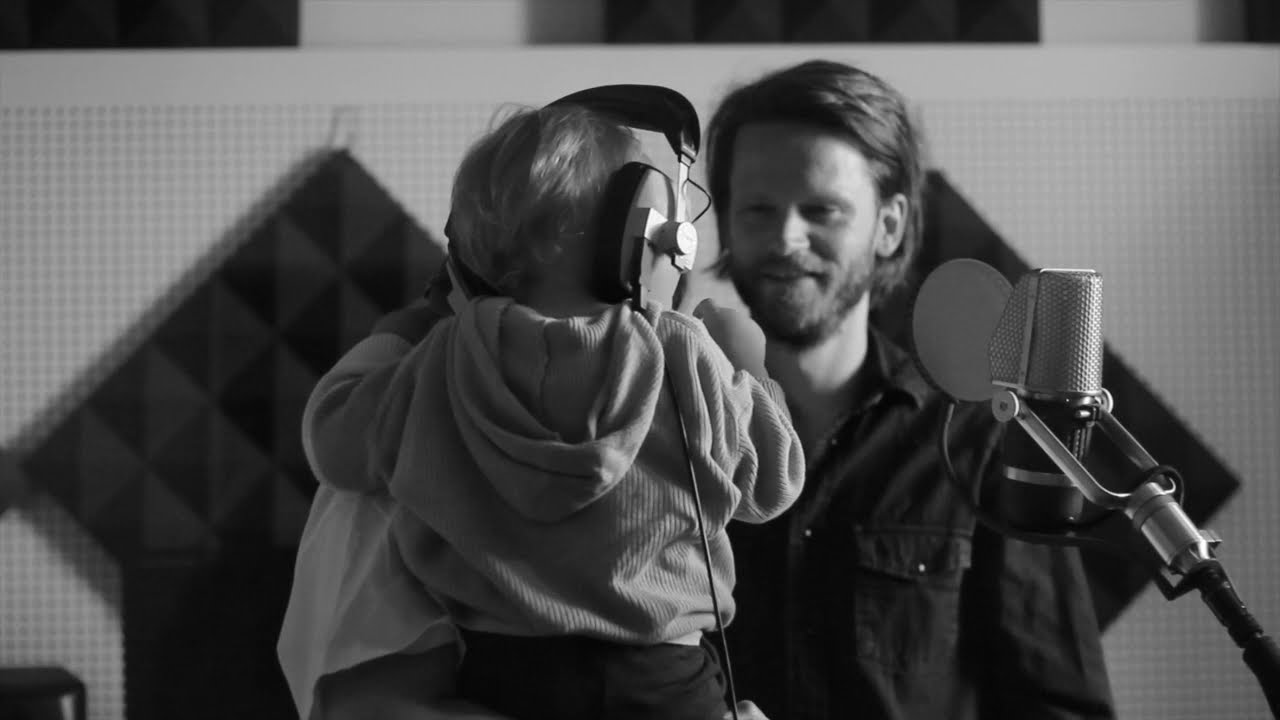 JULIAN NANTES w/ Anna -  MY LOVE IS DEEP  [official video]