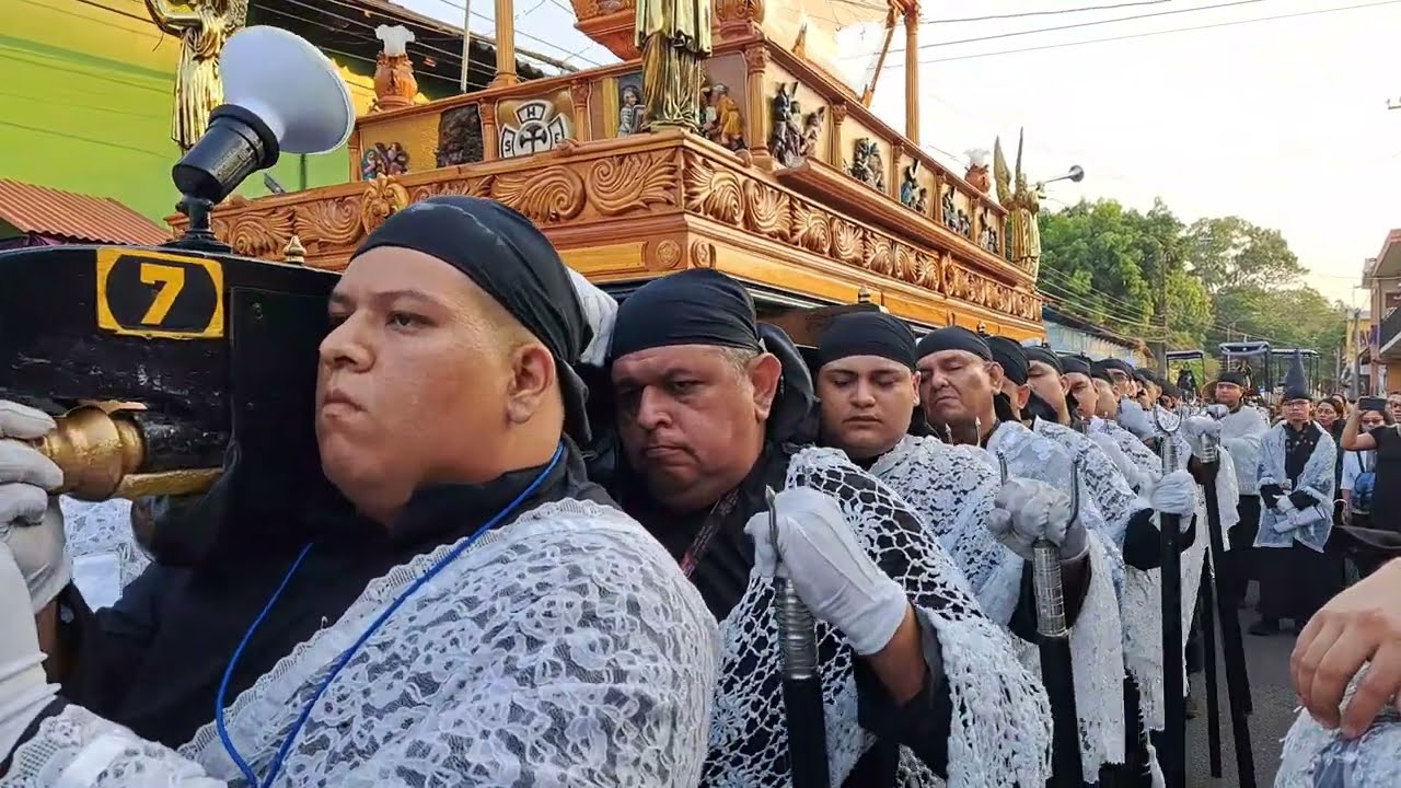 𝙇𝙖 𝙎𝙤𝙡𝙡𝙚𝙫𝙖𝙘𝙞𝙤𝙣𝙚 𝘿𝙞 𝘾𝙧𝙞𝙨𝙩𝙤 |𝙈𝙁|. Santo Entierro de Cristo de Sonsonate. Sábado de Gloria [SV]