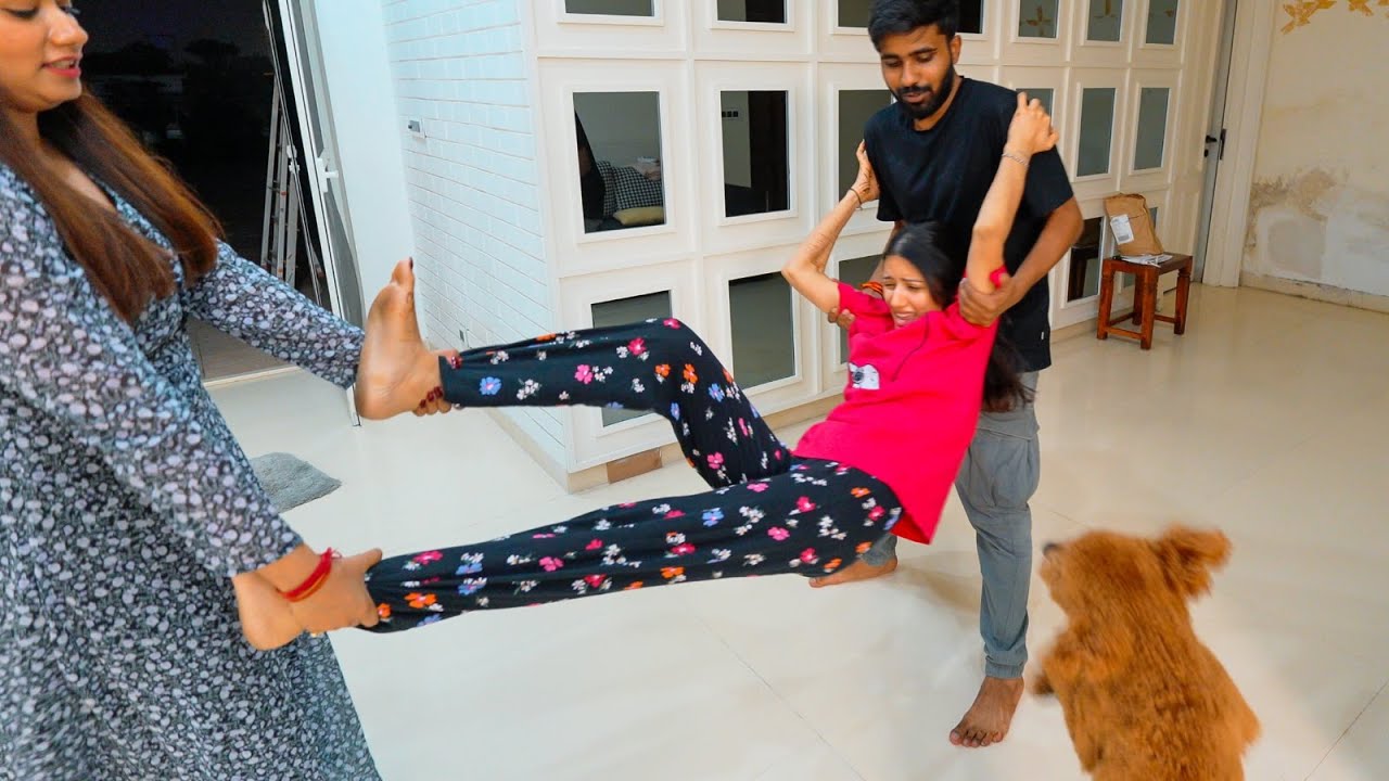Neetu ko Zor ki Lag gayi 😲