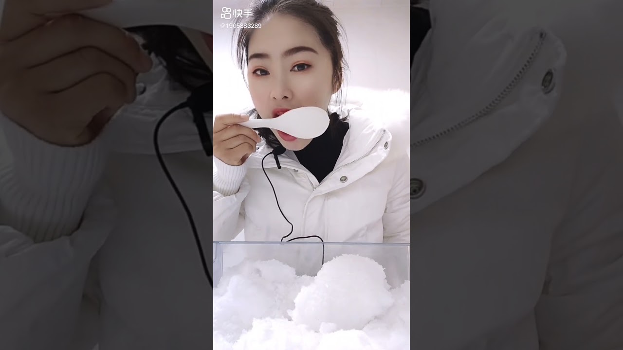 FREEZER FROST EATING [Ice ASMR] #4