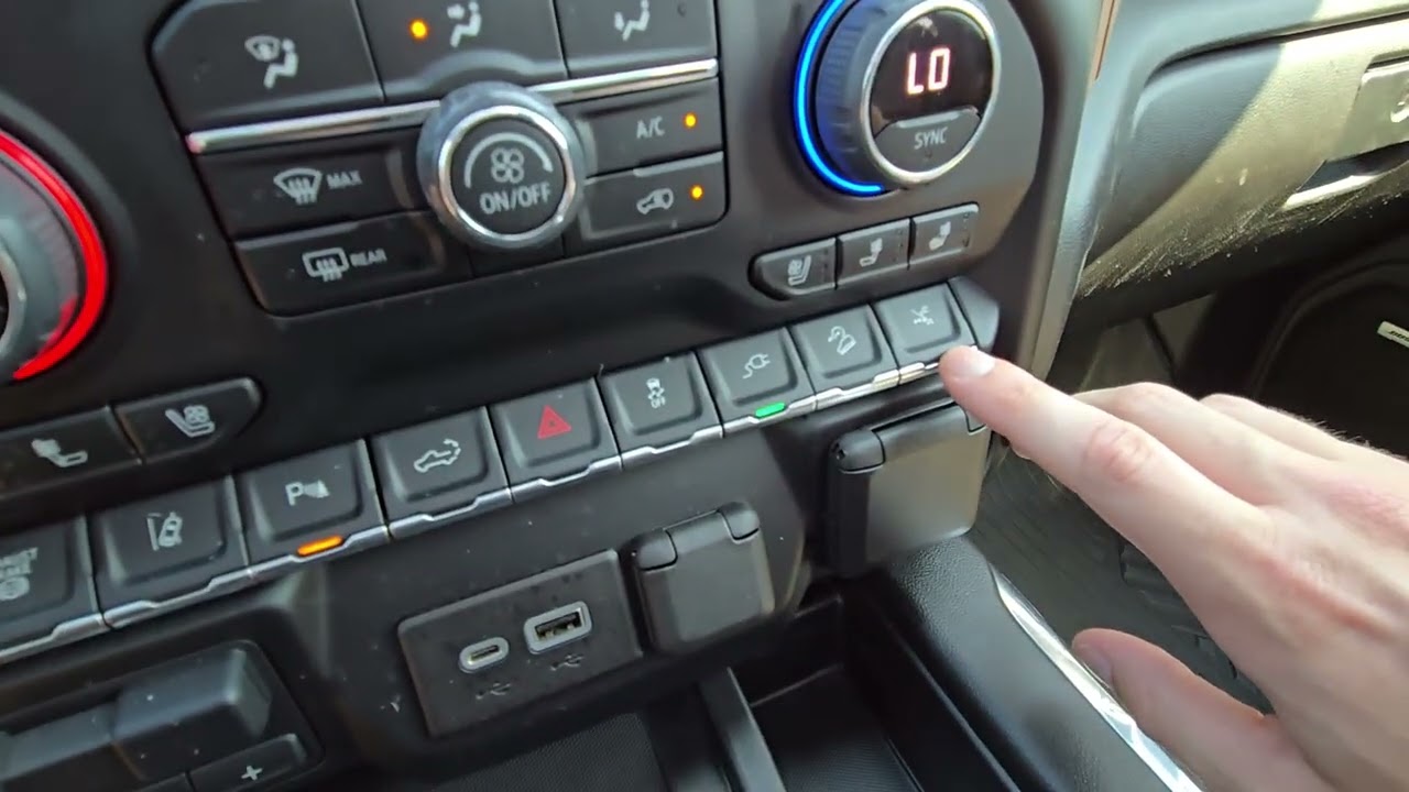 2022 Chevrolet Silverado 2500 Part II 9638C