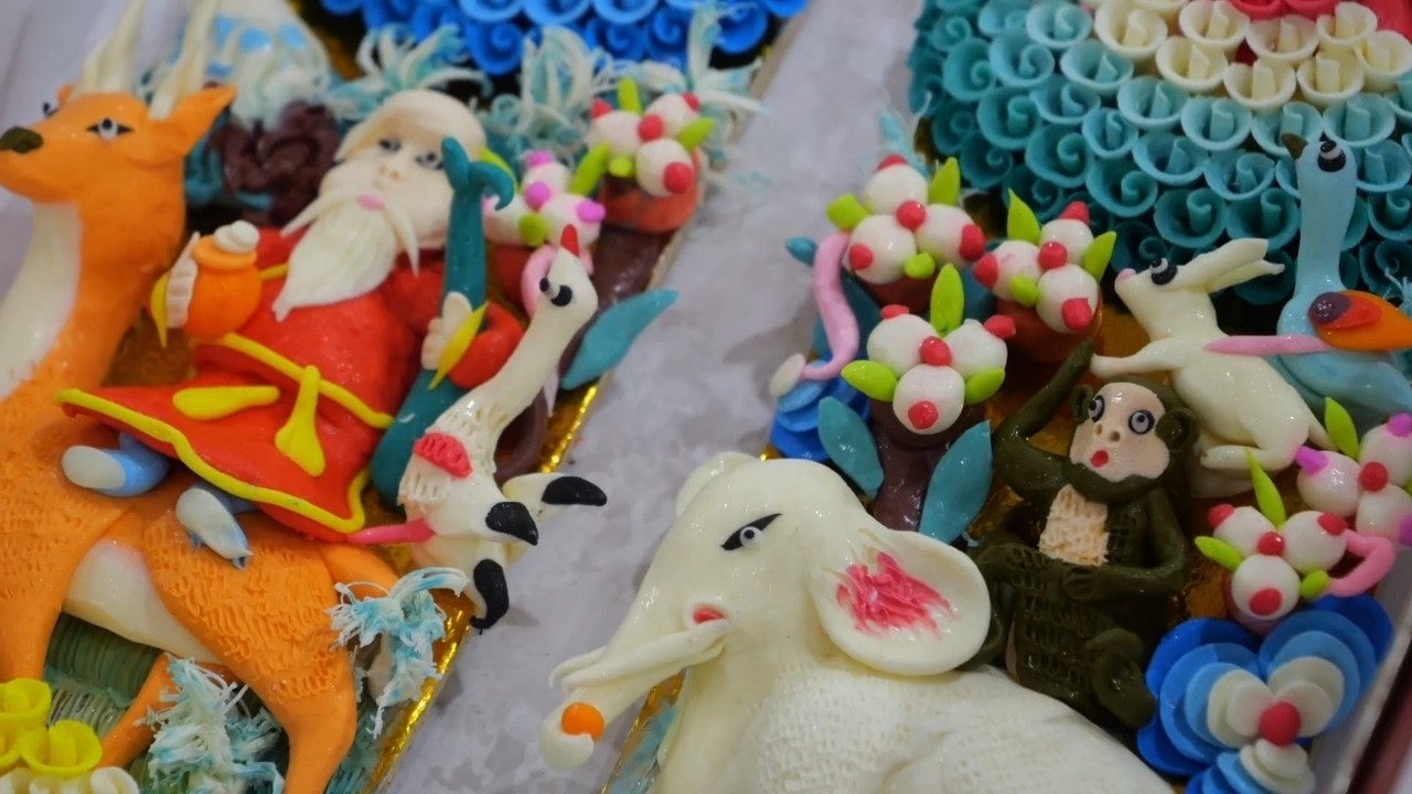 Inside Lhasa's new year market: where Losar meets Spring Festival