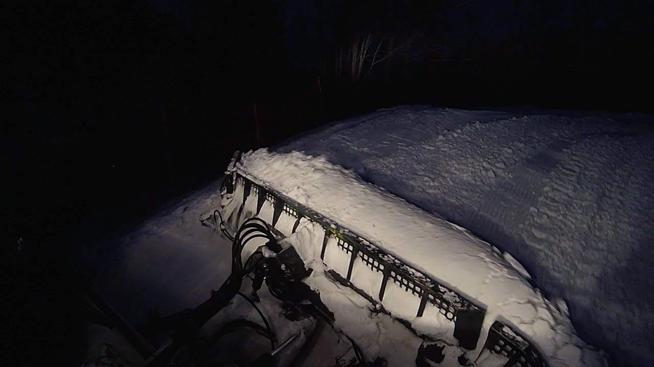 The TREMENDOUS Work of Snowcat Operators PART 1 - Pistenbully 200 Onboard