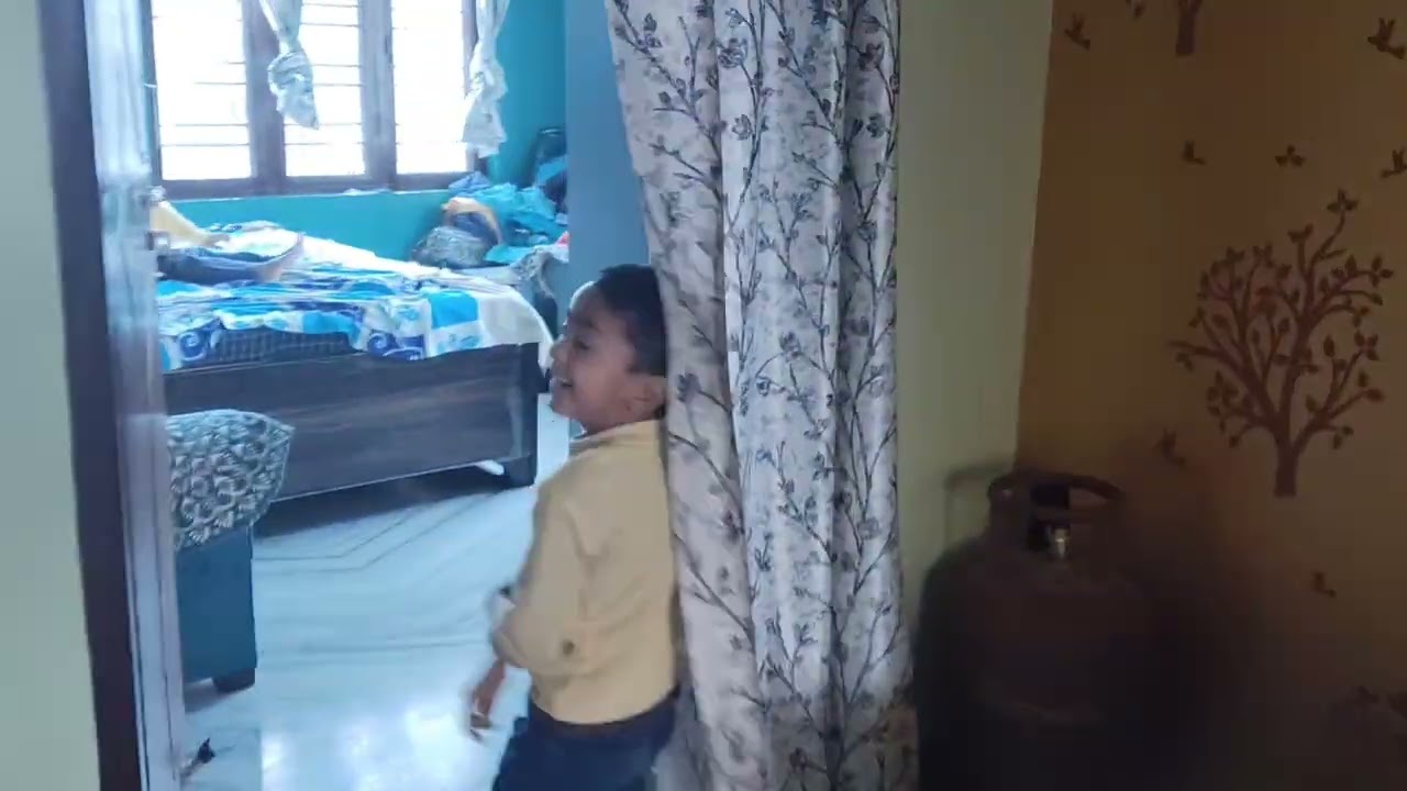 Aj Kittu ne bola kuch isa 
