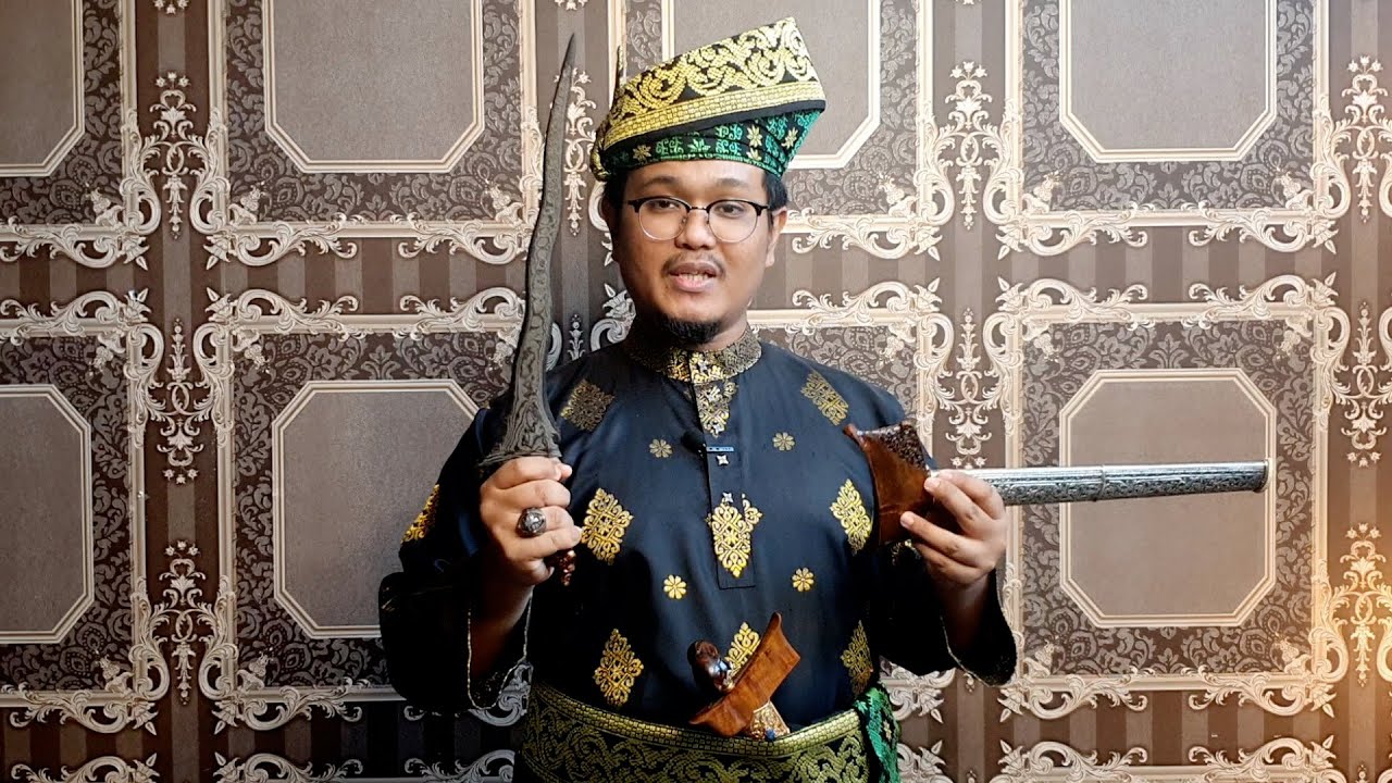 Adab dan Falsafah Keris