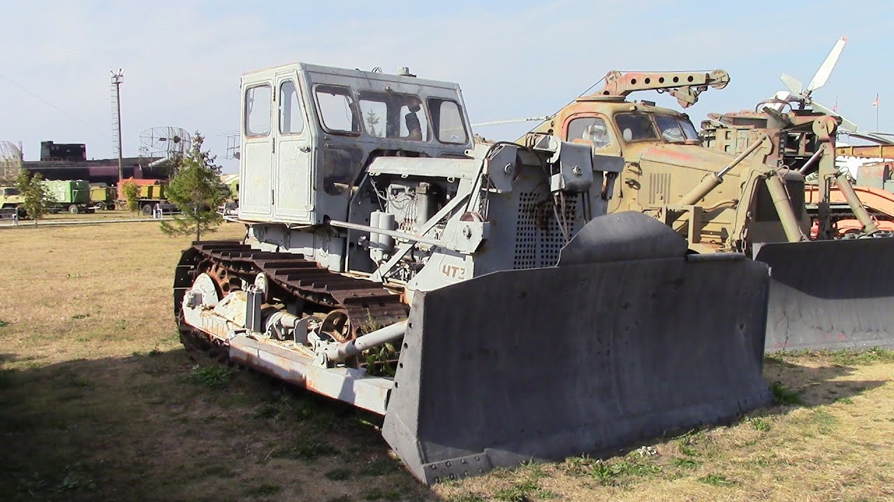 Бульдозер с 100