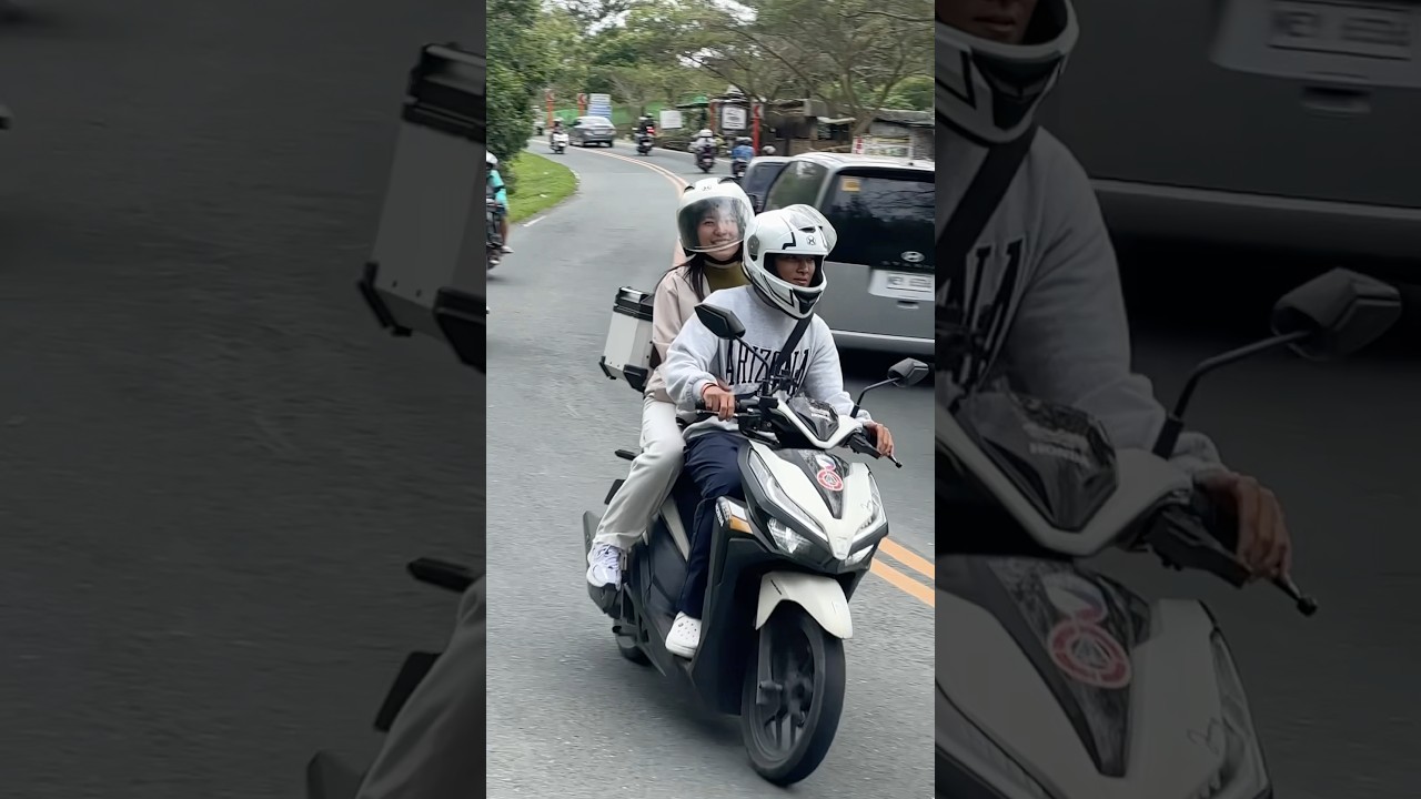 Honda Click 125 v2 white COLOR!