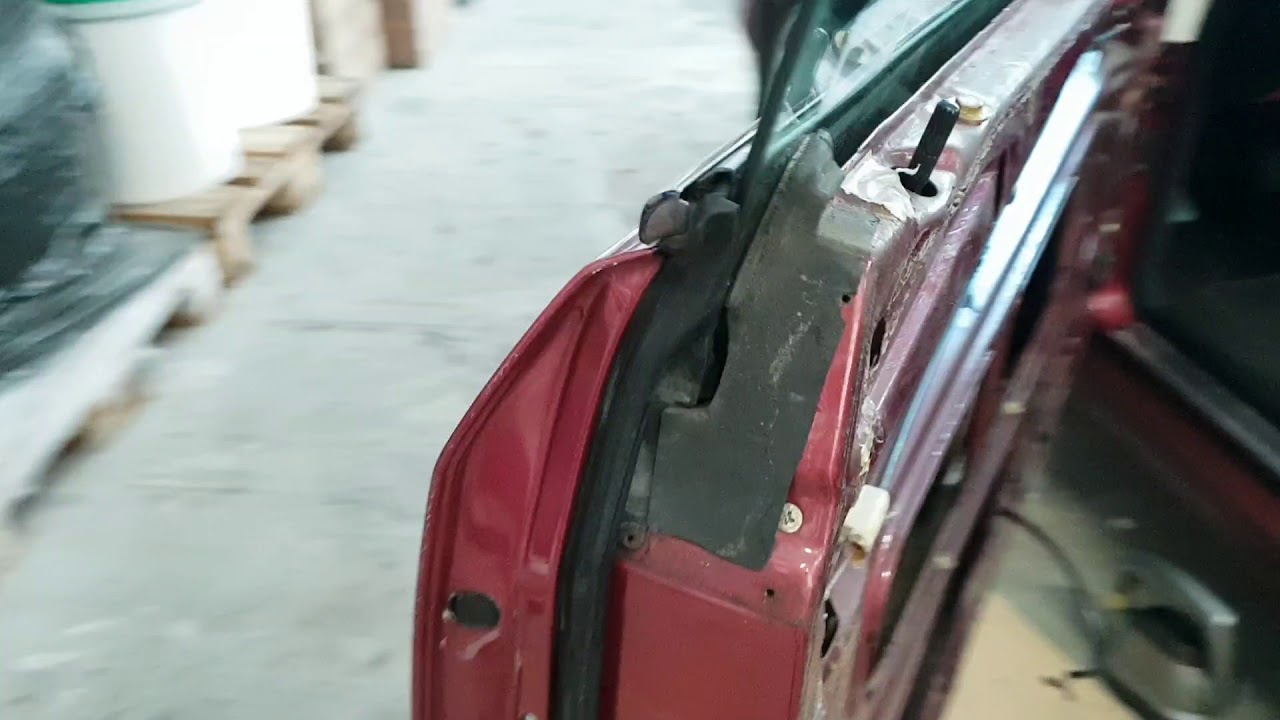 Deur Mercedes A124 cabrio zonder Silent Coat demping