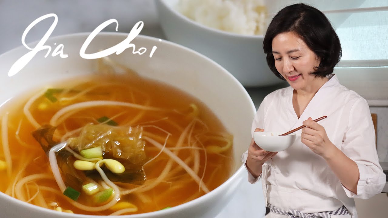 Kimchi and Soybean Sprouts Soup / Kimchi Kongnamul Guk by Chef Jia Choi | Simple and Easy Recipe