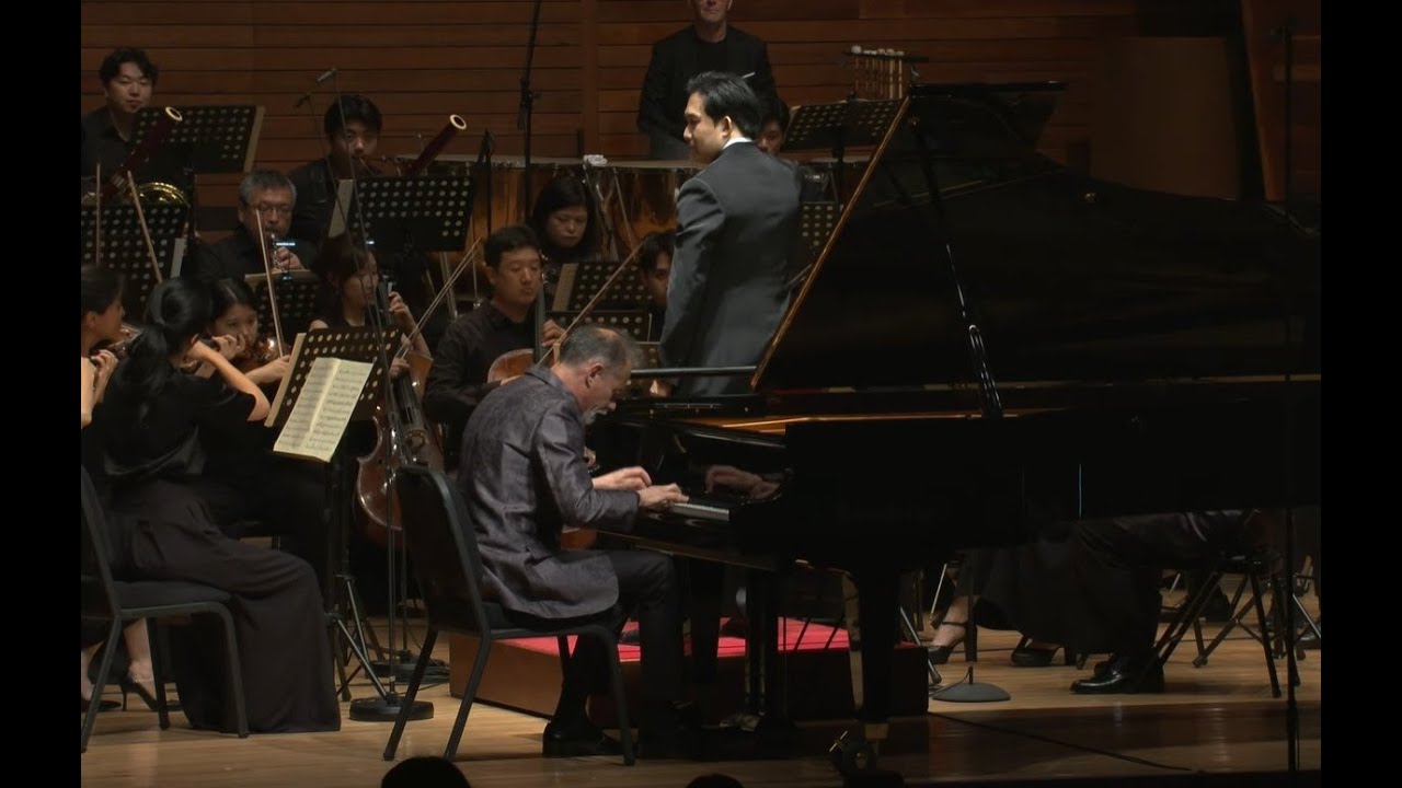 Enrico Pace plays Beethoven - Piano Concerto No. 5 in E-flat major, Op. 73, 