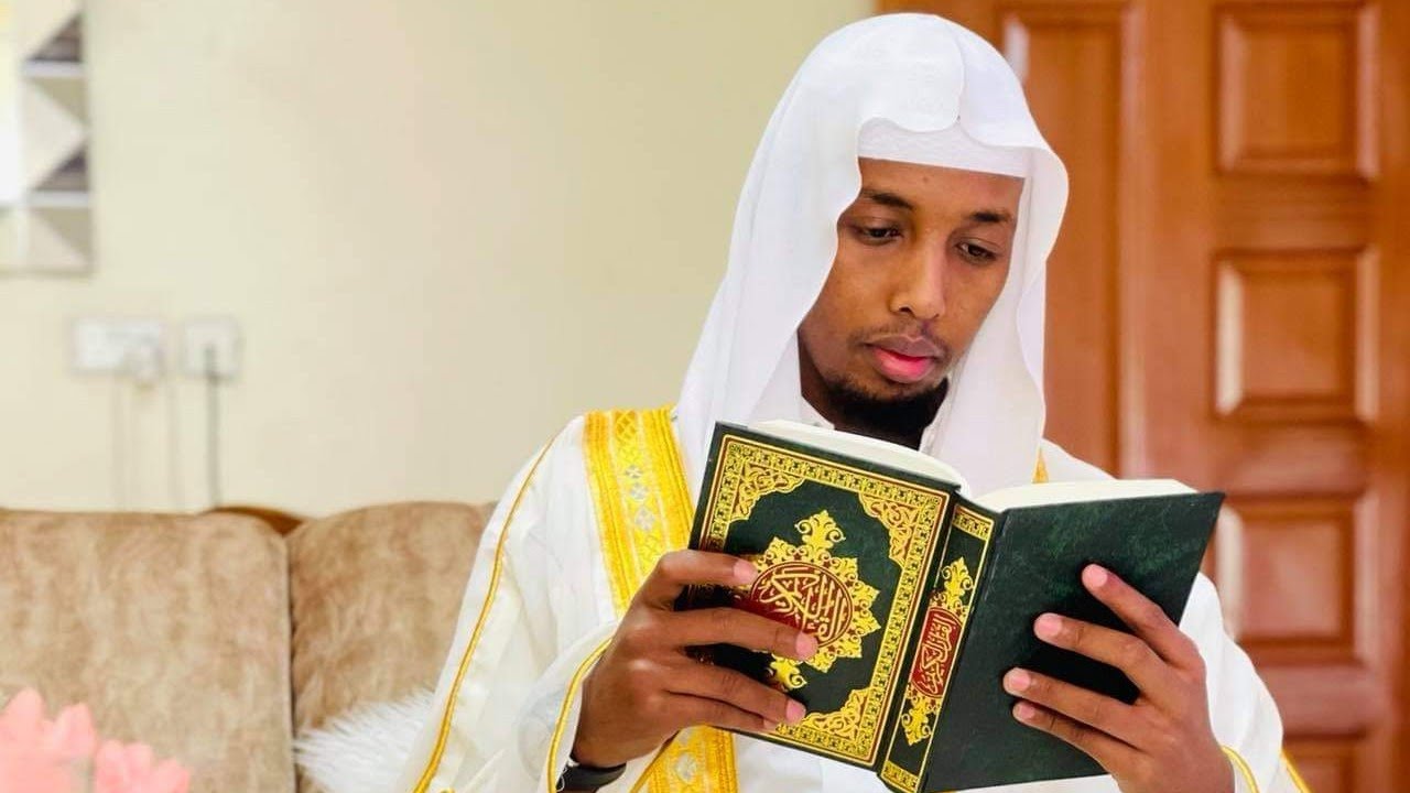 tafsiirka quraanka suurada takwiir ilaa naas تفسير القرأن سورة التكوير الى الناس / sayid ali mohamed