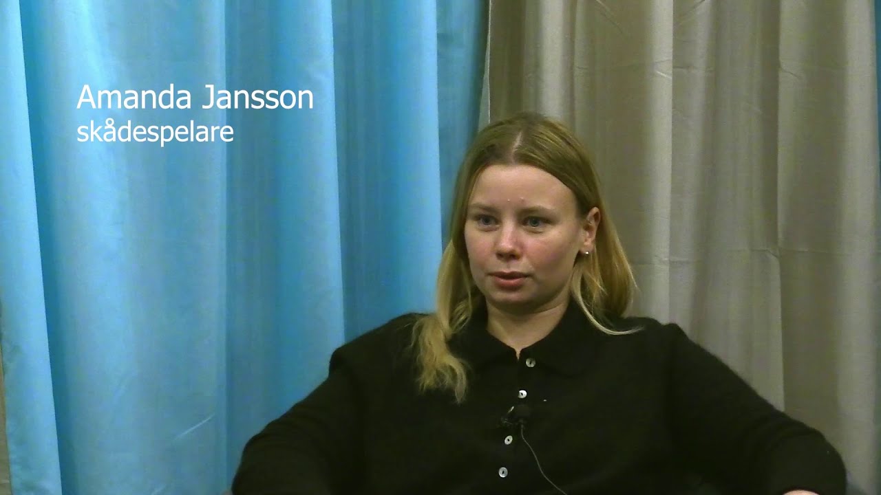 Antennen Film & Podd: BABBEL S05E01 - Oscar Töringe & Amanda Jansson från Tunna Blå Linjen