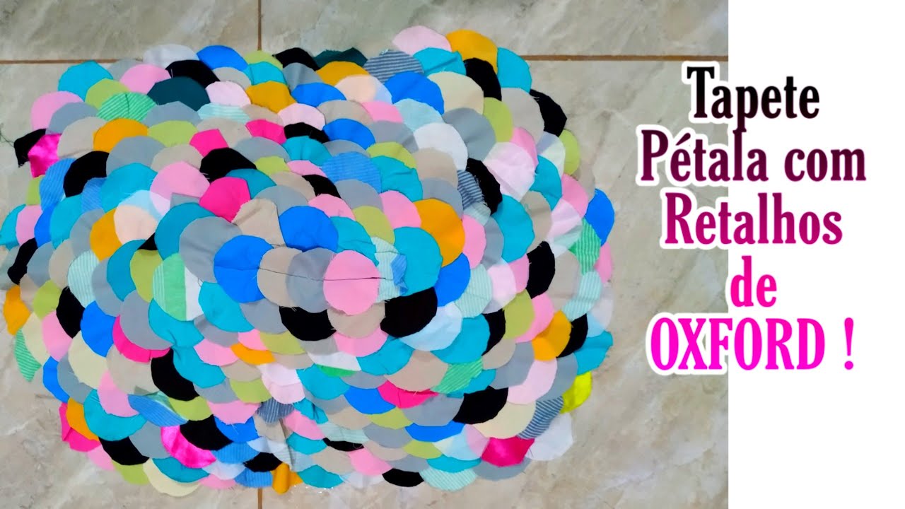 TAPETE PÉTALAS/com tecidos que desfiam(usei:Oxford viscose tricoline)reaproveitando retalhos!!!!