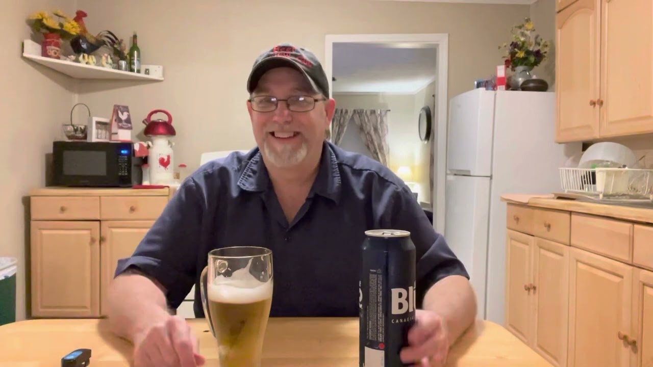 Labatt Blue Canadian Pilsener 4.7% abv # The Beer Review Guy