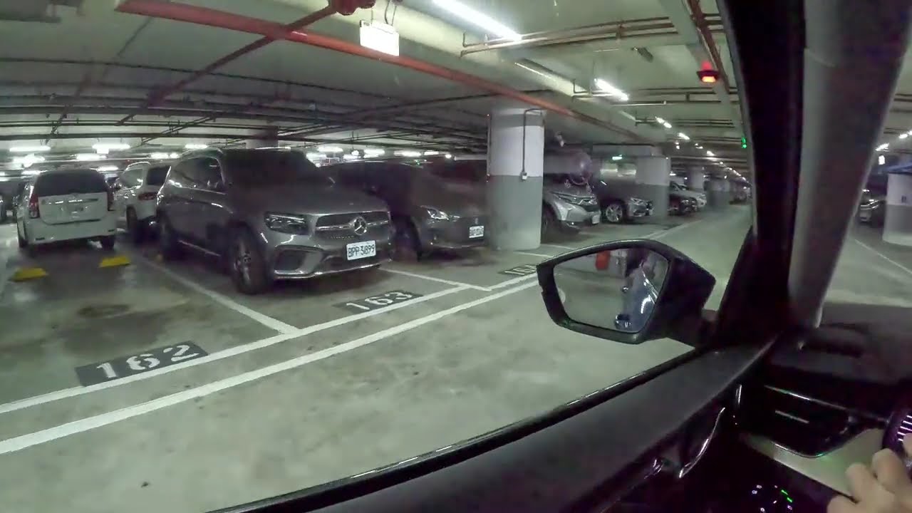 中山區林森公園地下停車場－困難度：★ ★