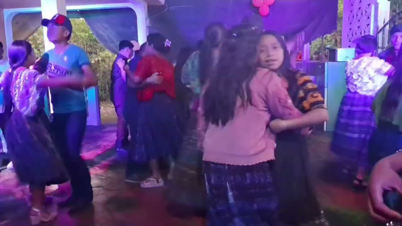 Los Imparables De Carchá Alta Verapaz Mix Agüita De Coco 