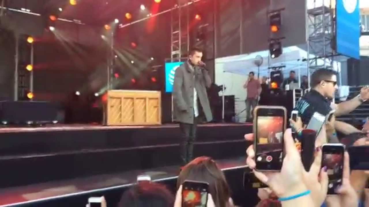 Twenty One Pilots - Holding on to You LIVE @Jimmy Kimmel Live