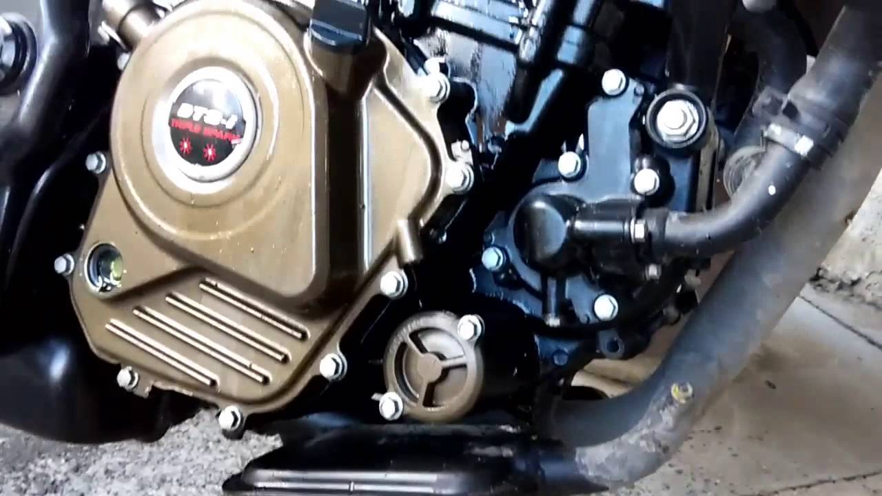 ROUSER 200 NS - Gas Leak