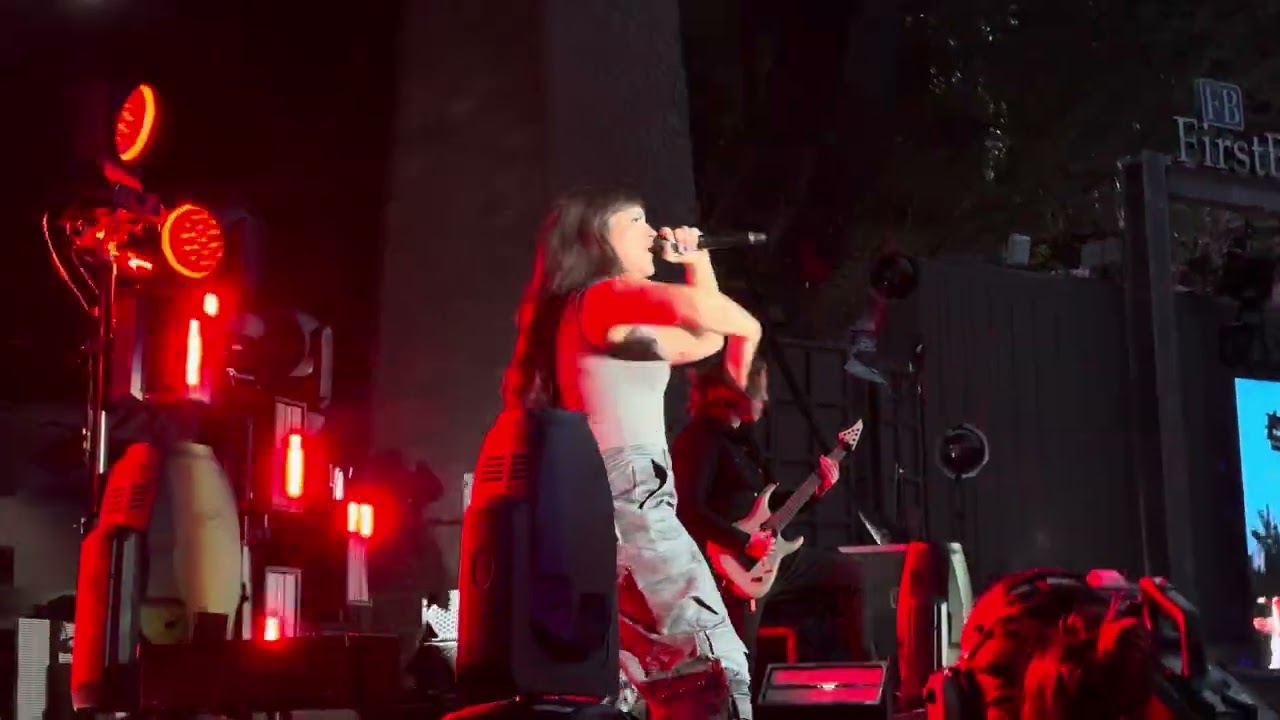 Spiritbox - Jaded (LIVE @ Firstbank Amphitheater - Franklin, TN - 10/03/2023)
