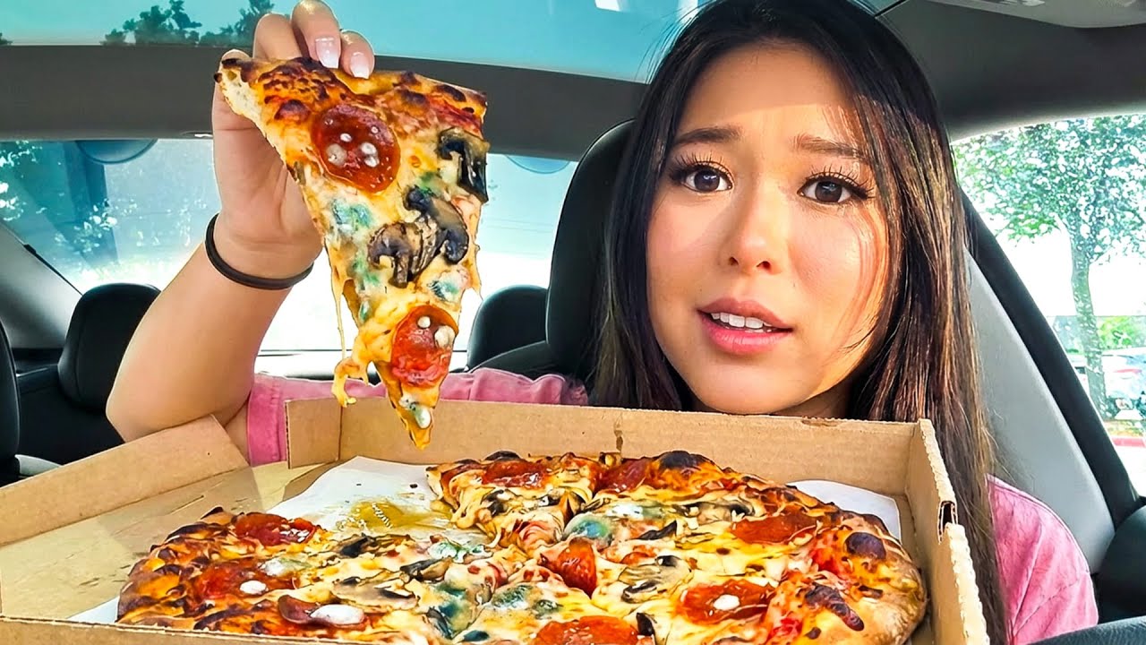Extra Emily Tries Mystery Food Boxes From Restaurants...