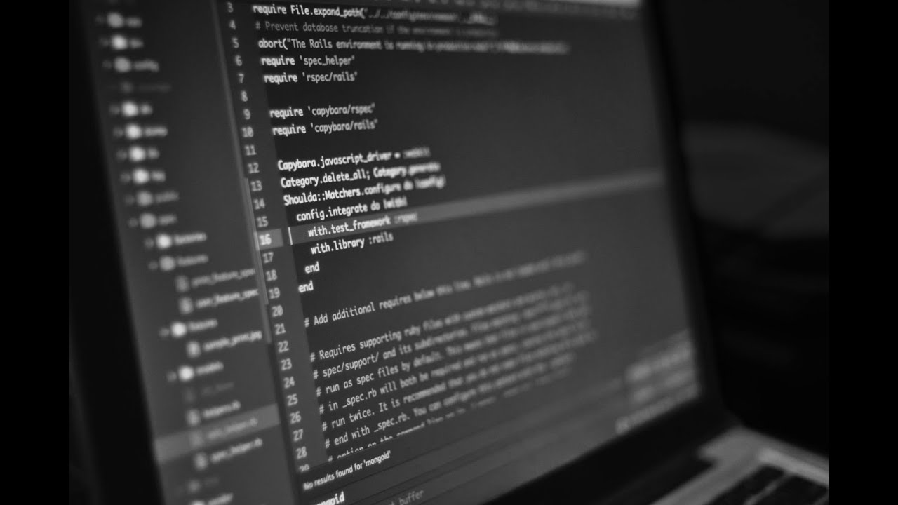 Zoom, ClickMeeting czy WebinarJam - czego używać do komunikacji wideo? Co jest bezpieczne?