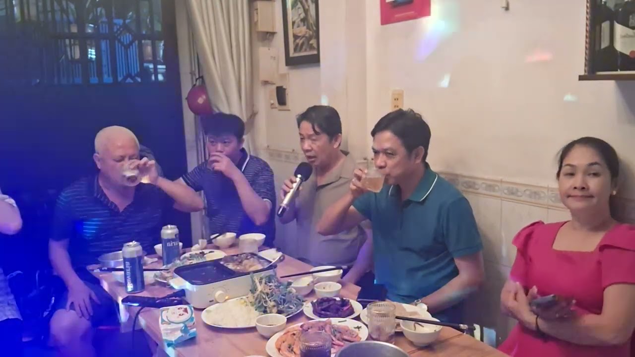 GA CHIỀU PHỐ NHỎ - Sáng tác: Nguyễn Vũ - Trình bày: Mê Ca Bất Chấp