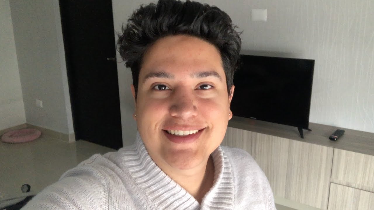 TOUR POR MI CLOSET :)