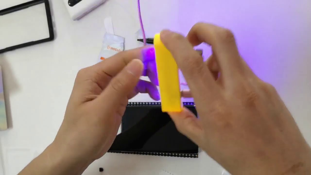 Mocolo UV Tempered Glass Liquid - How To Apply