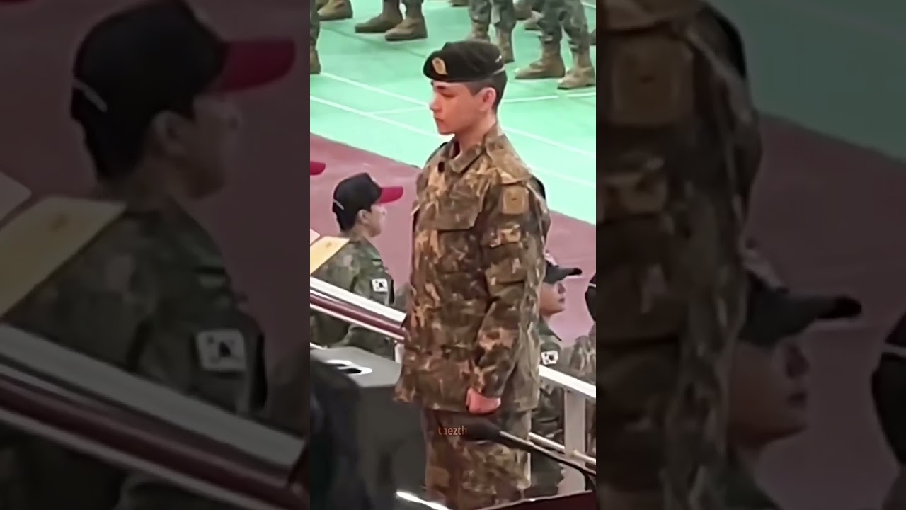 Taehyung receiving his certificate after successful completing 5 weeks basic training!