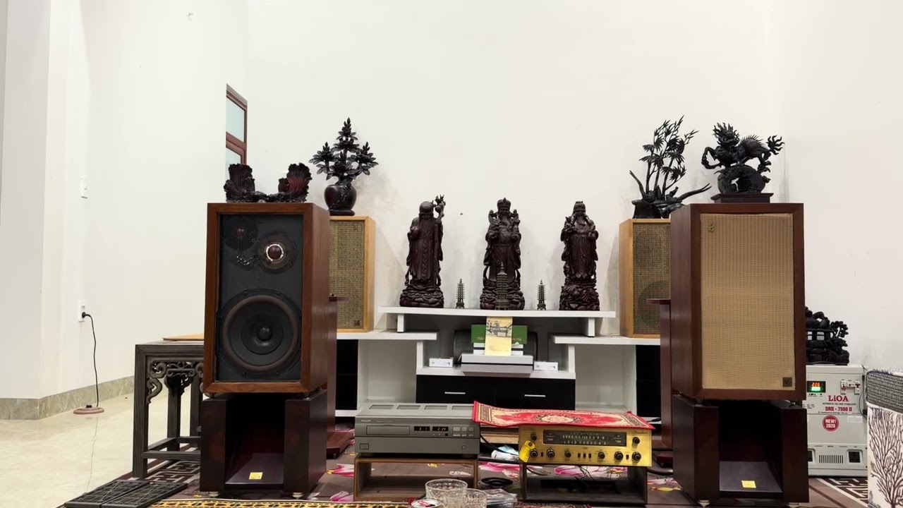 Vòng nhẫn cưới đó em đeo 