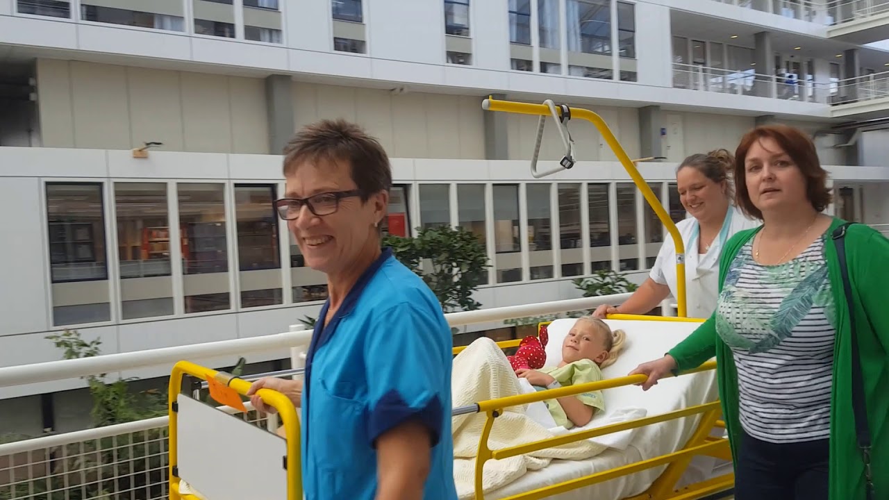 Voorbereiding op medische ingreep_narcose door mondkapje