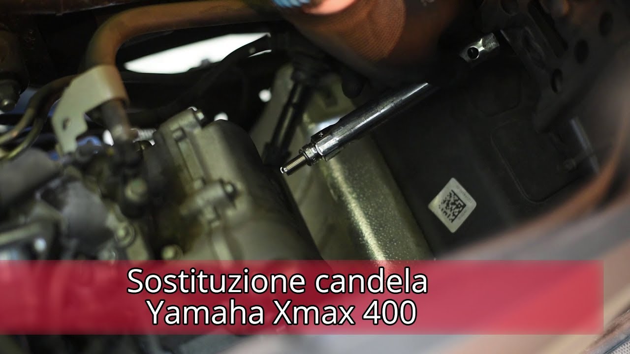 Sostituzione candela - Yamaha Xmax 400 - Changing the spark plug