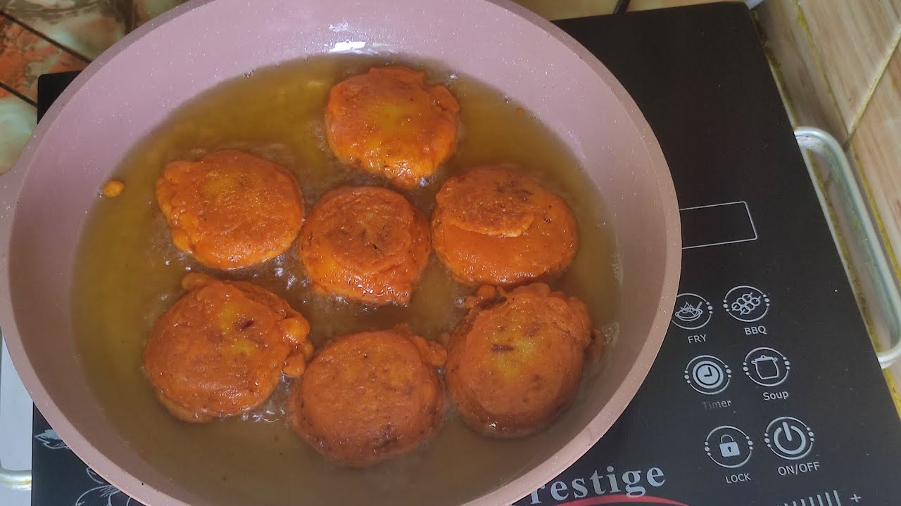 ইফতার স্পেশাল ফুলকো মুচমুচে আলুর চপ বানানোর সহজ রেসিপি। Alur Chop / Ramadan Special Recipe  